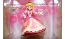 Amiibo princesse peach defecteux (1)