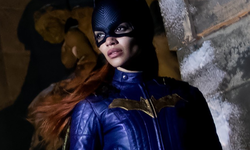 Batgirl Leslie Grace