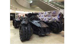 Batman Arkham Knight 08 05 2015 Batmobile