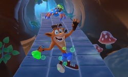 Crash Bandicoot On the Run head
