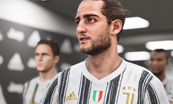 eFootball PES 2021 Season Update Icônes visages maillots