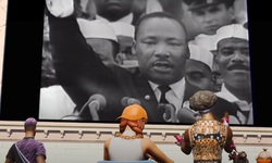 Fortnite : le mode hommage à Martin Luther King est là pour durer, mais Epic Games désactive les emotes Fortnite : le mode hommage à Martin Luther King est là pour durer, mais Epic Games désactive les emotes
