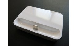 iphone 5c dock photo ilounge (1)