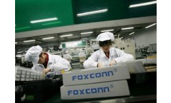 iphone foxconn robots 10.07.2014