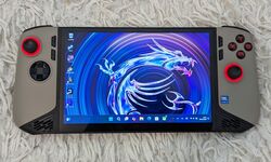 MSI Claw 8 AI+ Console Portable PC Handheld Unboxing déballage Gamergen Clint008 (00 Vignette)
