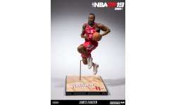 NBA 2K19 Figures Series 1 pic 3