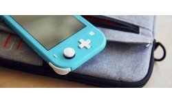 Nintendo Switch Lite hardware 8