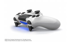 Playstation PS4 blanche 10.05.2014 (5)