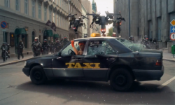 PS4 PlayStation 4 taxi head