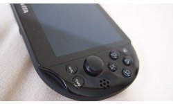 PSVita 2000 Slim deballage Unboxing Photo Maison Console 10.10.2013 (17)