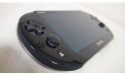 PSVita 2000 Slim deballage Unboxing Photo Maison Console 10.10.2013 (18)