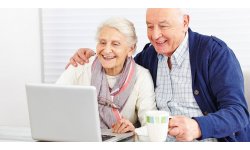 Seniors gamers sur le web