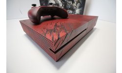 Xbox One S Gears of War collector 32