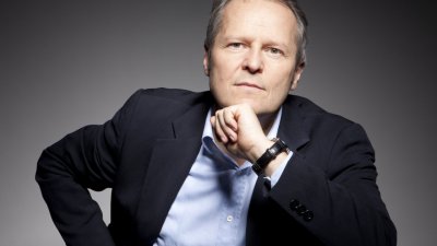 Yves Guillemot Ubisoft élu Entrepreneur de l Année GAMERGEN