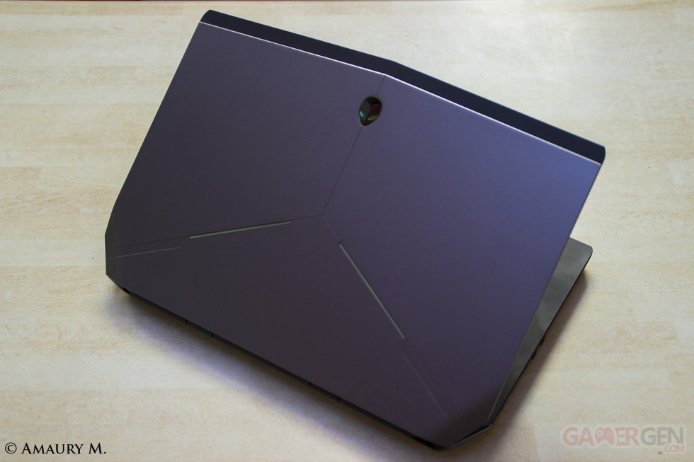 Alienware 13 PC Ordinateur Portable Gamer Gaming Image Photo Clint008 GamerGen_com 001