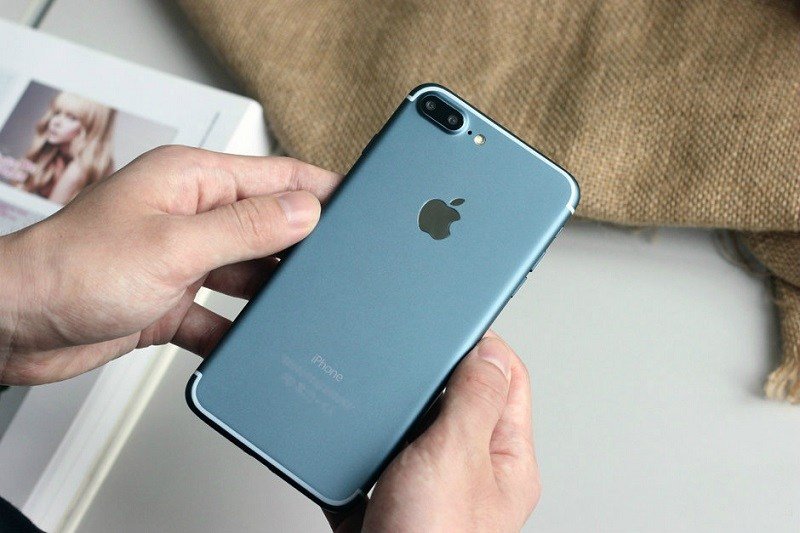 Apple_iPhone7_bleu