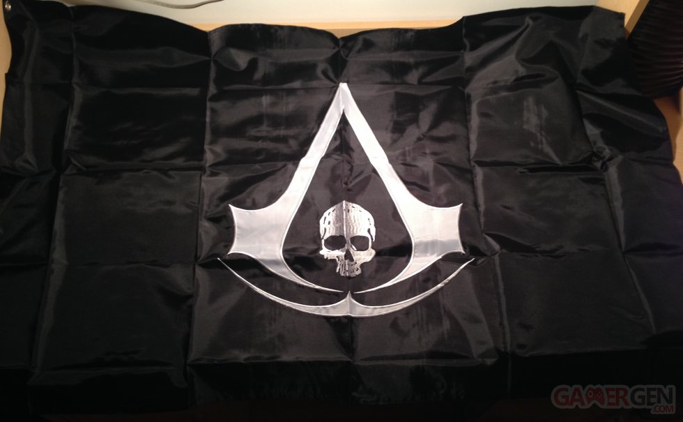 assassin-creed-iv-aciv-black-flag-limited-edition-collector-ps4-unboxing-deballage-playstation-4-2013-11-12-12