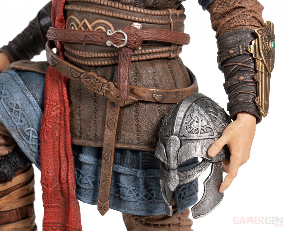 Assassin's-Creed-Valhalla-statuette-04-30-04-2020