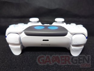 Astro Bot Unboxing Deballage image photo Manette PS5 DualSense Edition Limitee (15)