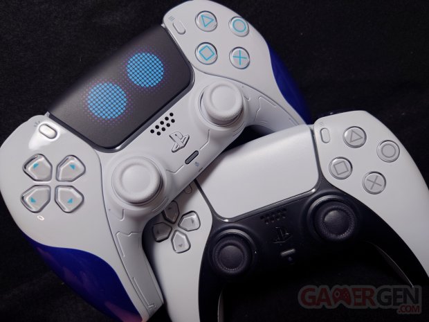 Astro Bot Unboxing Deballage image photo Manette PS5 DualSense Edition Limitee (4)