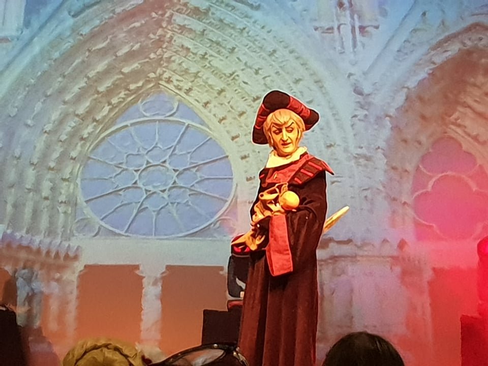 avignon geek expo 2020 cosplay frollo bossu de notre dame 2