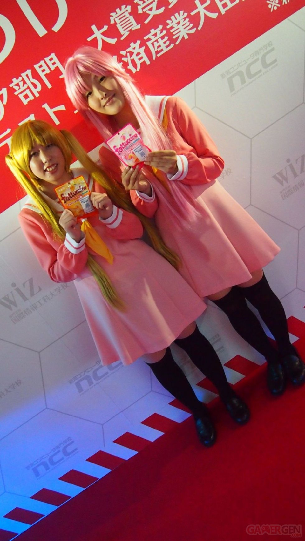 Babes mobiles smartphones tablette jeux independants TGS 2013 Tokyo Game Show 22.09 (31)