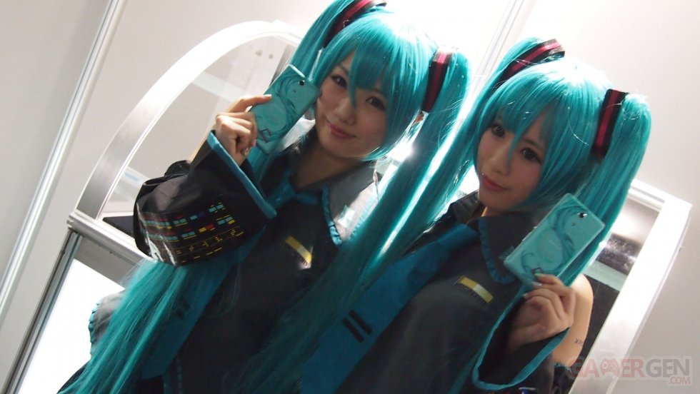 Babes mobiles smartphones tablette jeux independants TGS 2013 Tokyo Game Show 22.09 (42)