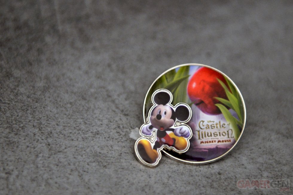 Castle of Illusion Starring Mickey Mouse concours Pin\'s .JPG (2)