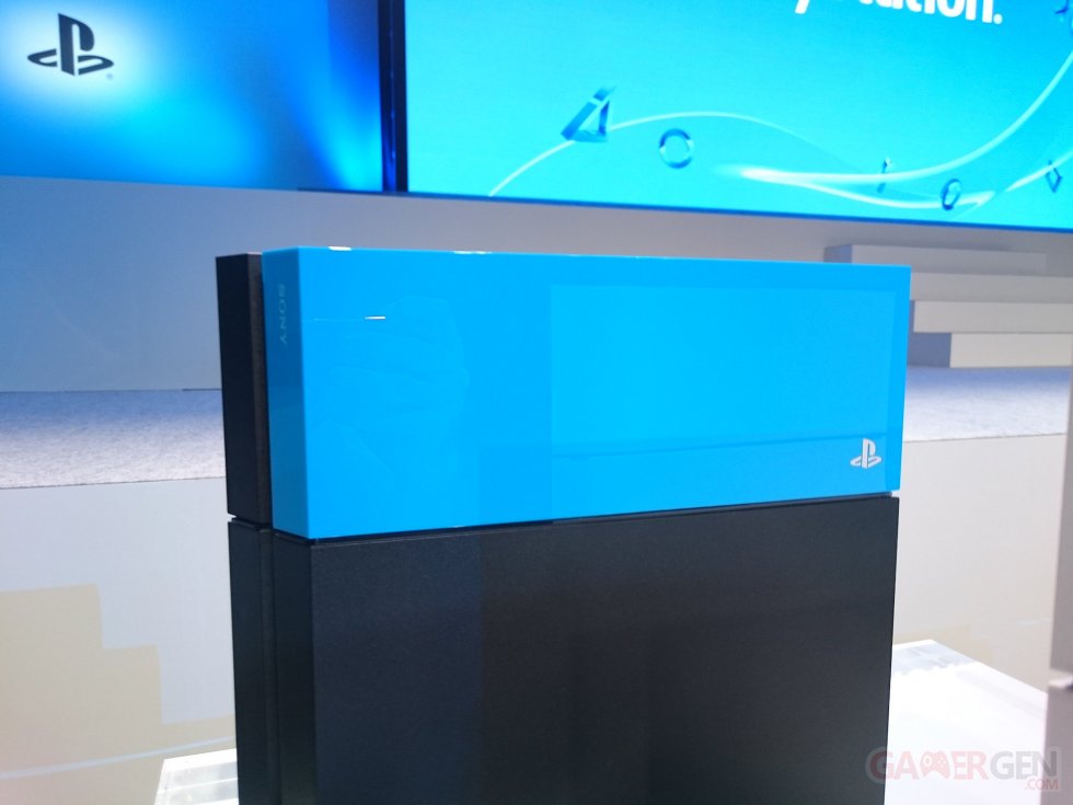 Coque Couleur PS4 TGS 2015 (10)