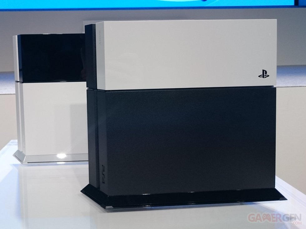 Coque Couleur PS4 TGS 2015 (23)