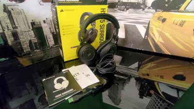 Corsair HS65 Surround : un casque de jeu léger et fiable - ZDNet