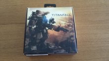 déballage manette Xbox One Titanfall Ben GamerGen (1)
