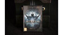 Diablo-III-Reaper-of-Souls-unboxing-0017