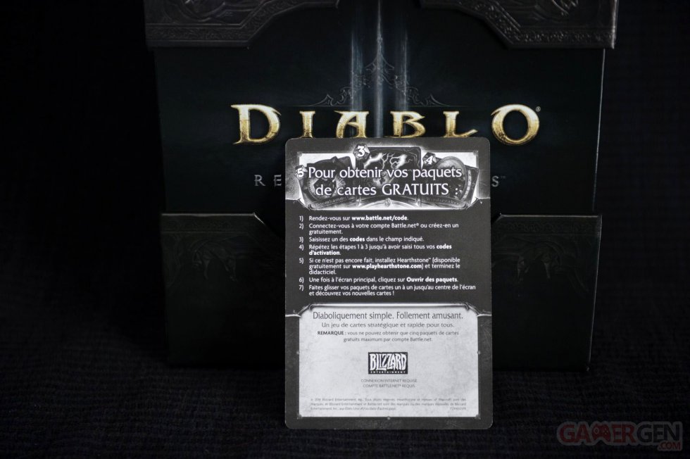 Diablo-III-Reaper-of-Souls-unboxing-0022