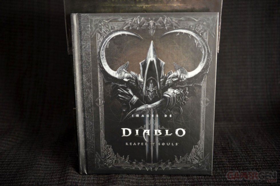 Diablo-III-Reaper-of-Souls-unboxing-0031