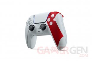 DualSense God of War 20e anniversaire 03 25 09 2025