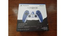 DualSense-PS5-manette-édition-Gof-of-War-Ragnarök-unboxing-01-13-11-2022