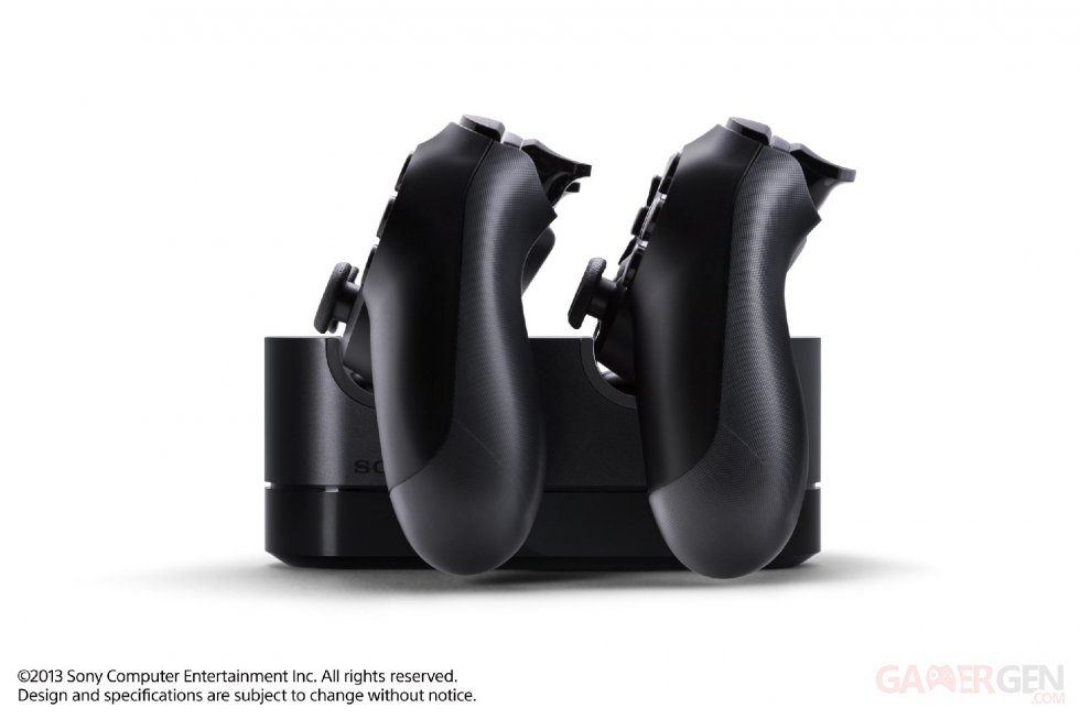 DualShock-4_20-08-2013_manette-chargeur-3