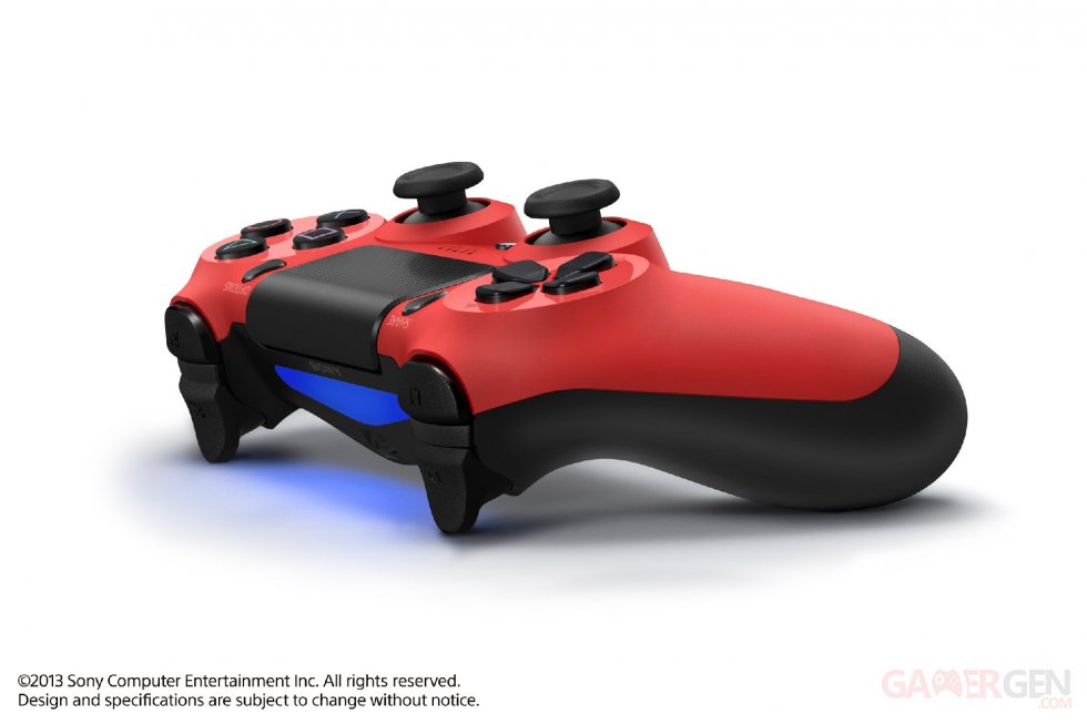 DualShock-4_20-08-2013_manette-rouge-5