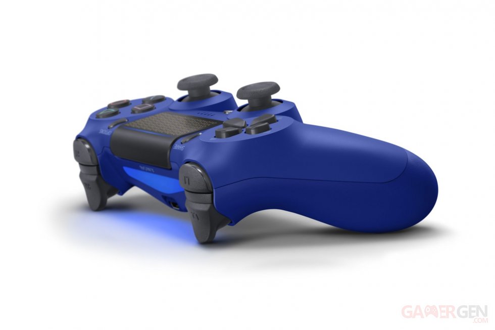 DualShock-4-DS4-Days-of-Play-collector-02-29-05-2018