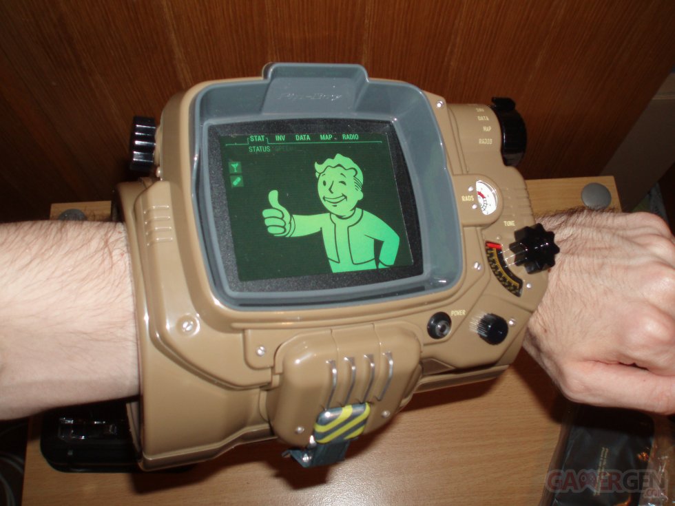 Fallout-4-collector-pip-boy-edition-unboxing-deballage-photos-25