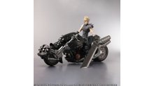 Final Fantasy VII Remake Edition Collector figurine Cloud Play Arts images (4)