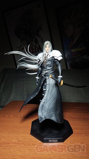Final Fantasy VII Remake figurine Sephiroth unboxing deballage (18)