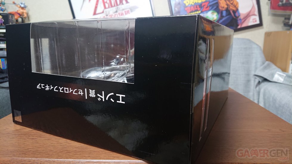 Final Fantasy VII Remake figurine Sephiroth unboxing deballage (19)