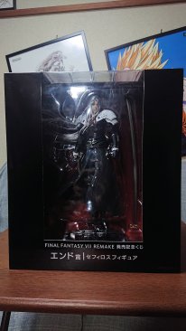 Final Fantasy VII Remake figurine Sephiroth unboxing deballage (4)