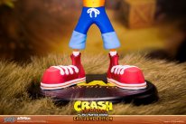 First 4 Figures Crash Bandicoot figurines images (2)