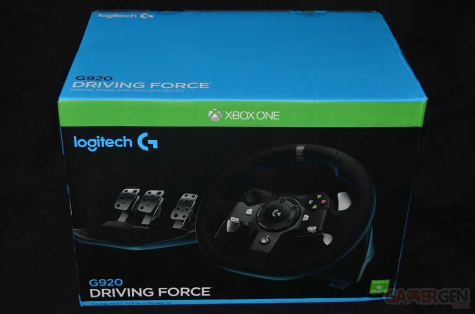 G920 Logitech Driving Force Volant Xbox One0003