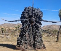 Geoff Keighley Game Awards 2025 Statue désert2