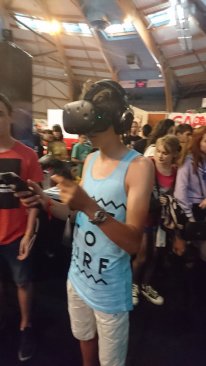 Go Play One 8   2016   Stand VR GamerGen    93