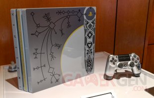 God of War Edition Collector PS4 Pro images (1)